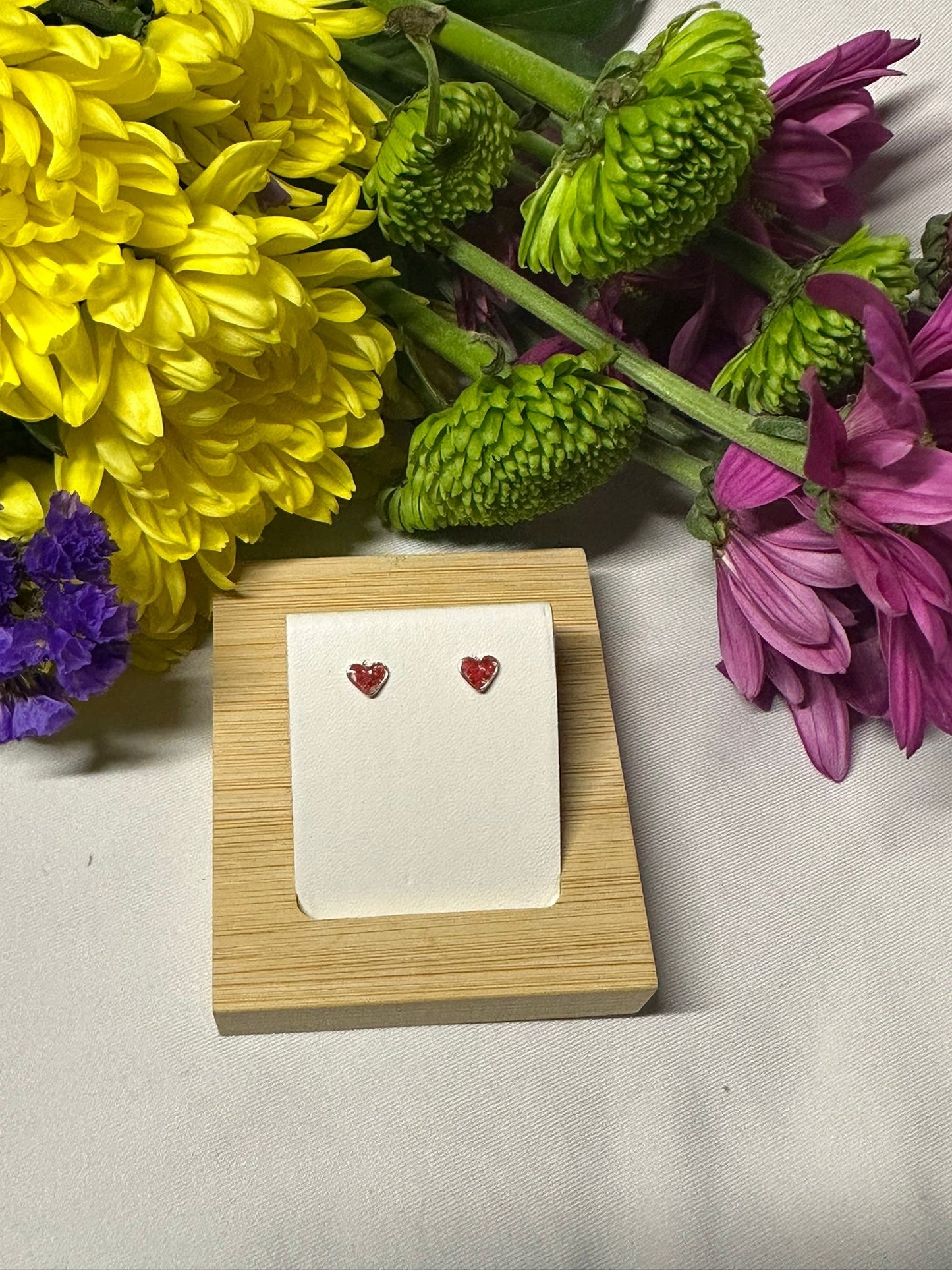 Red Queen Anne’s Lace Dainty Heart Studs