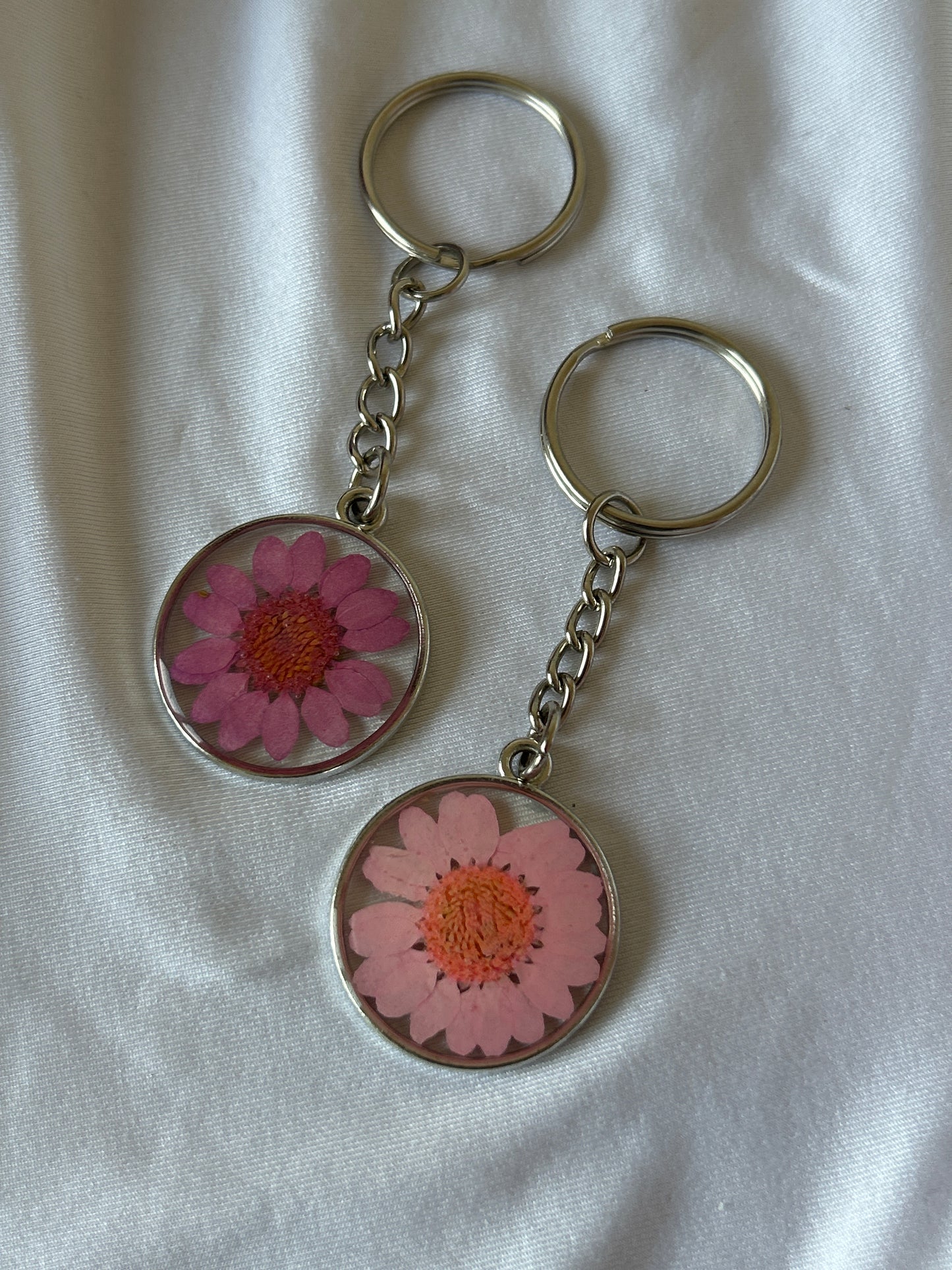 Pink Daisy Keychain