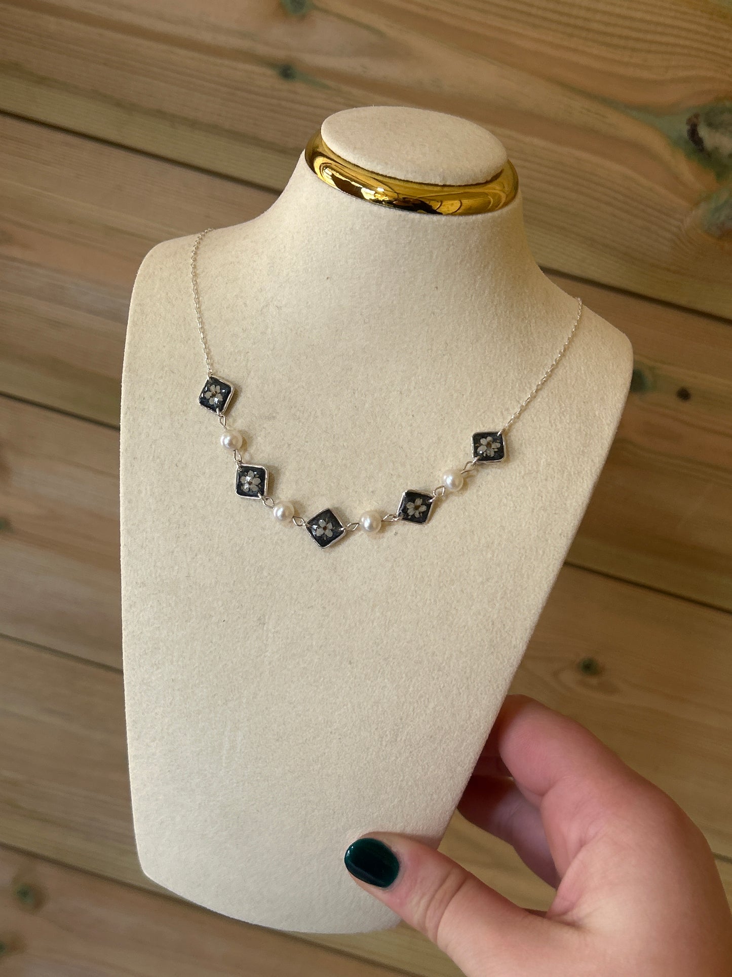 Elderflower & Pearl Necklace