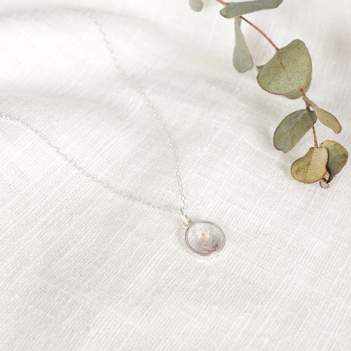 Cow Parsley Heart in Circle Necklace