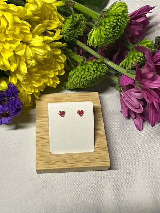 Red Queen Anne’s Lace Dainty Heart Studs