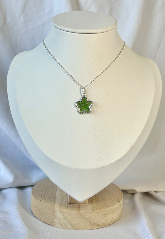Green Cow Parsley Flower Pendant Necklace