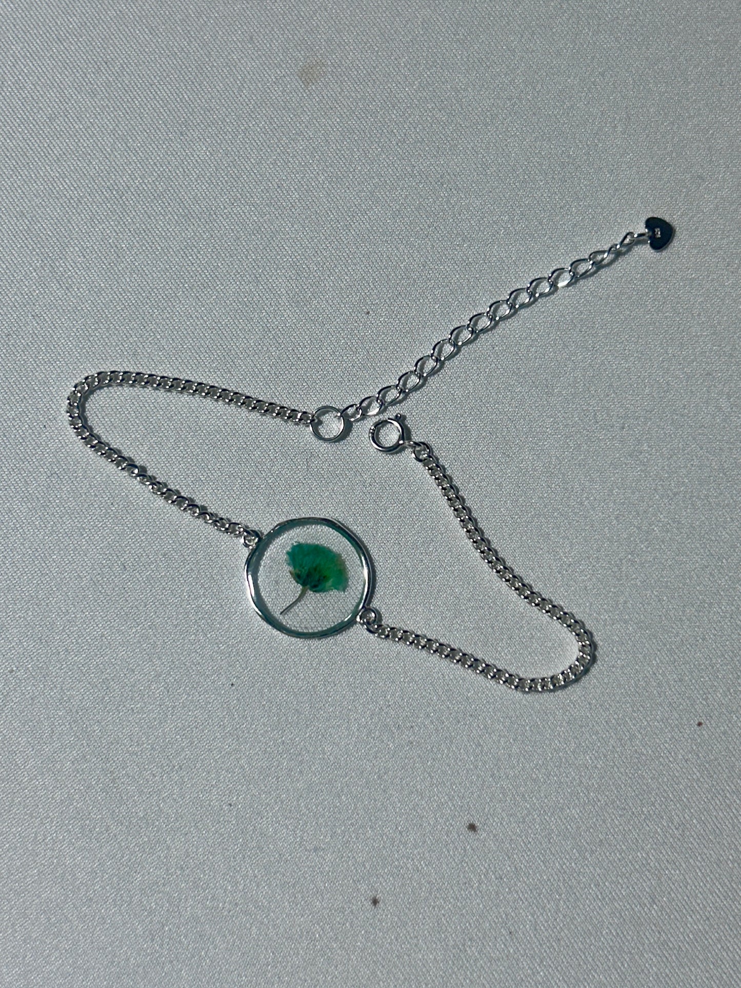 Green Gypsophila Circle Bracelet