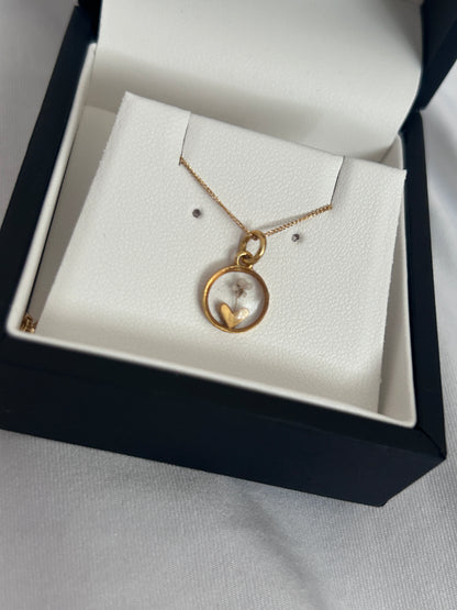 Cow Parsley Heart in Circle Gold Necklace
