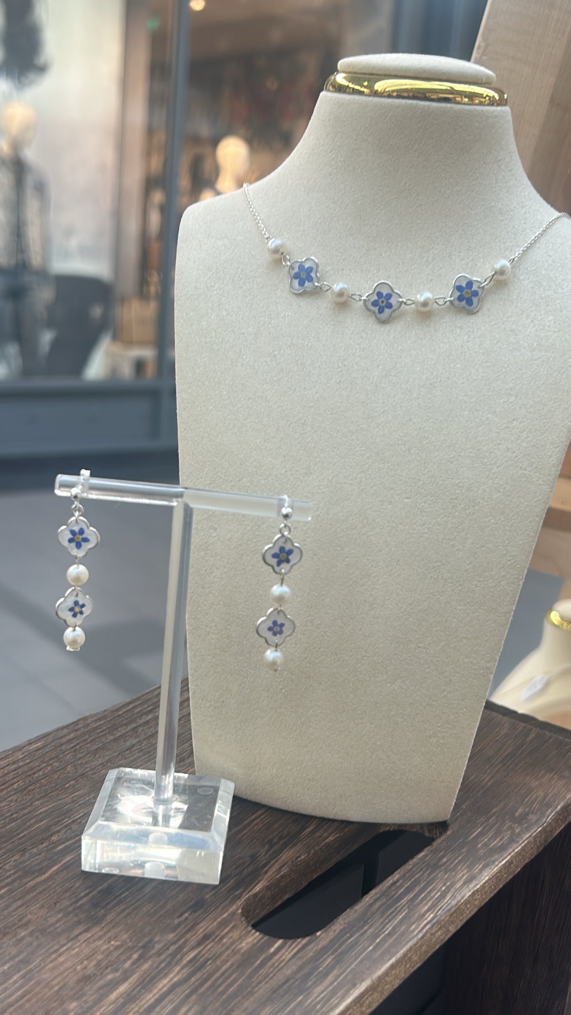 Forget me not clover and pearl necklace & earring set