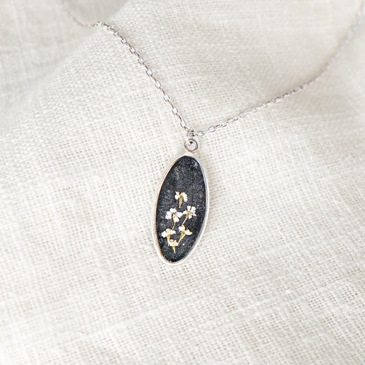 Cow Parsley Oval Necklace