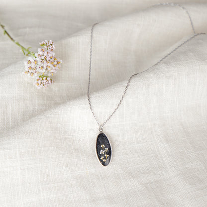 Cow Parsley Oval Necklace