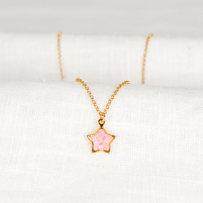 Crushed Larkspur Star Necklace Gold Plated