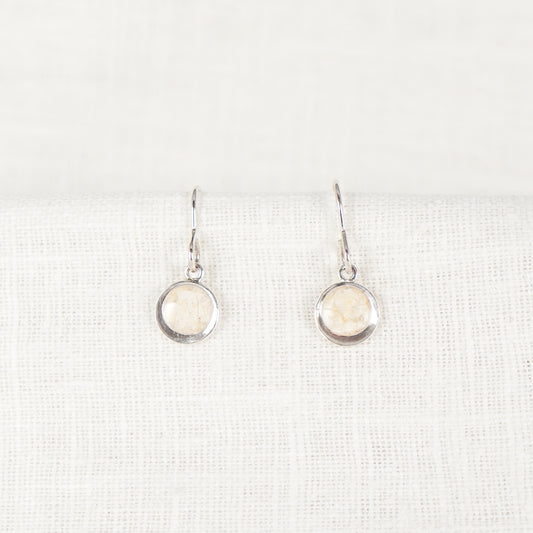 Crushed Daisy Eternal Hook Earrings April Birth Flower