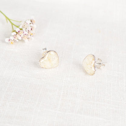 Crushed Daisy Heart Studs