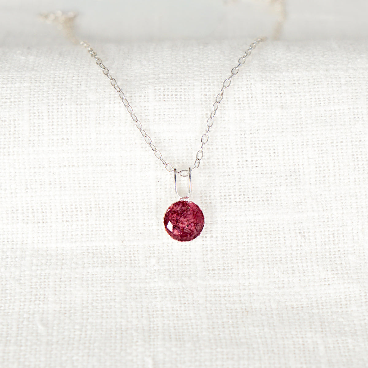 Crushed Poppy Dainty Circle Necklace - August Birth Flower