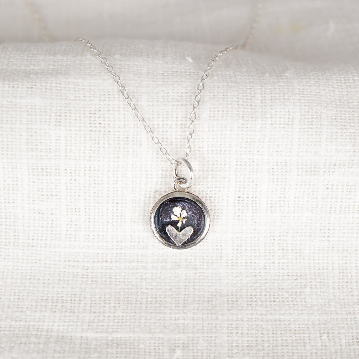 Black Cow Parsley Heart in Circle Necklace