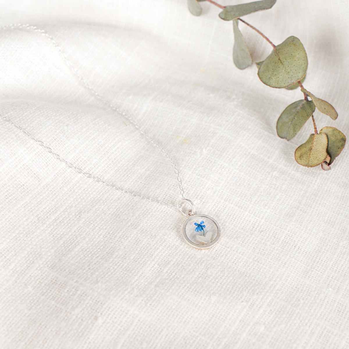 Cow Parsley Heart in Circle Necklace - Shade Sapphire