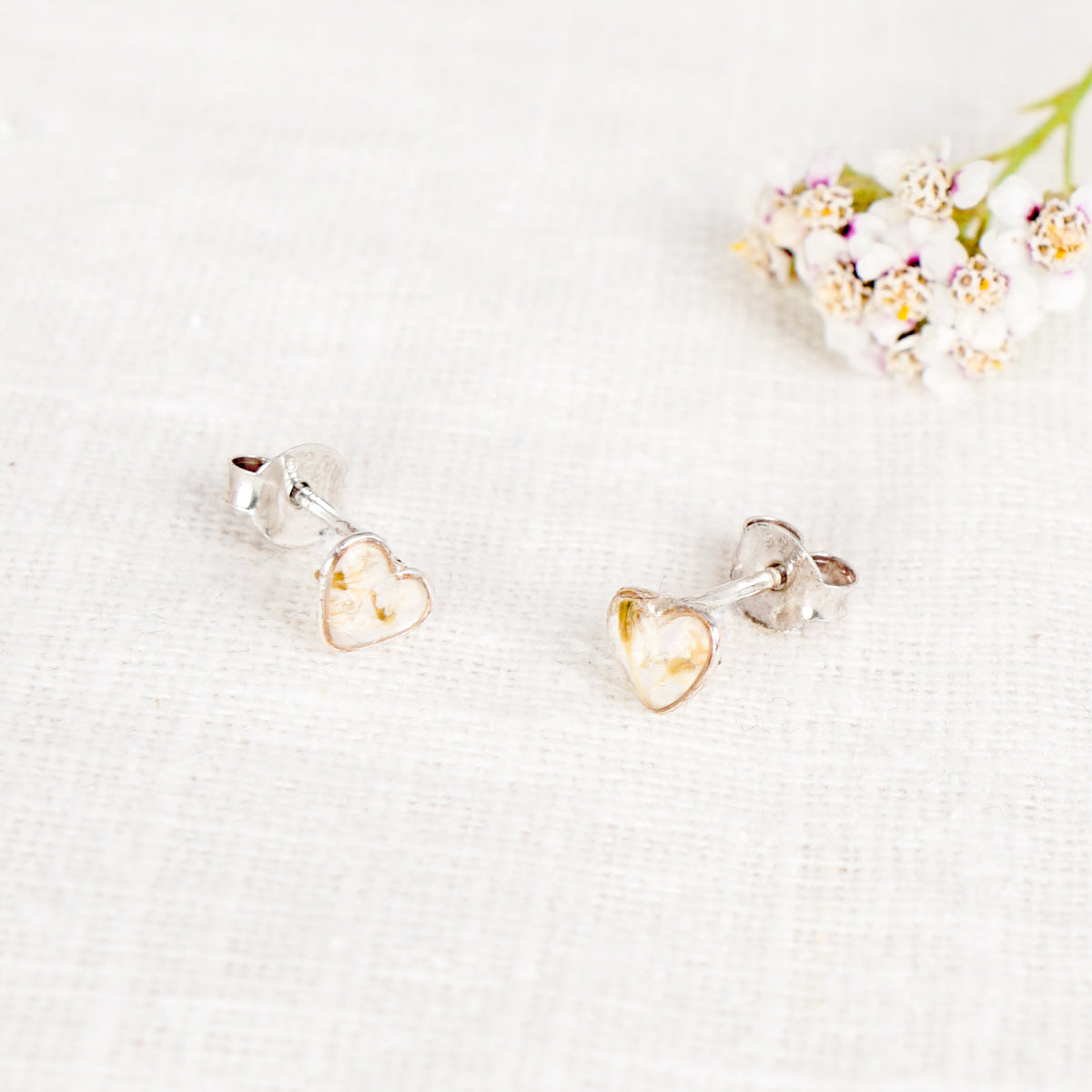 Cow Parsley Dainty Heart Studs