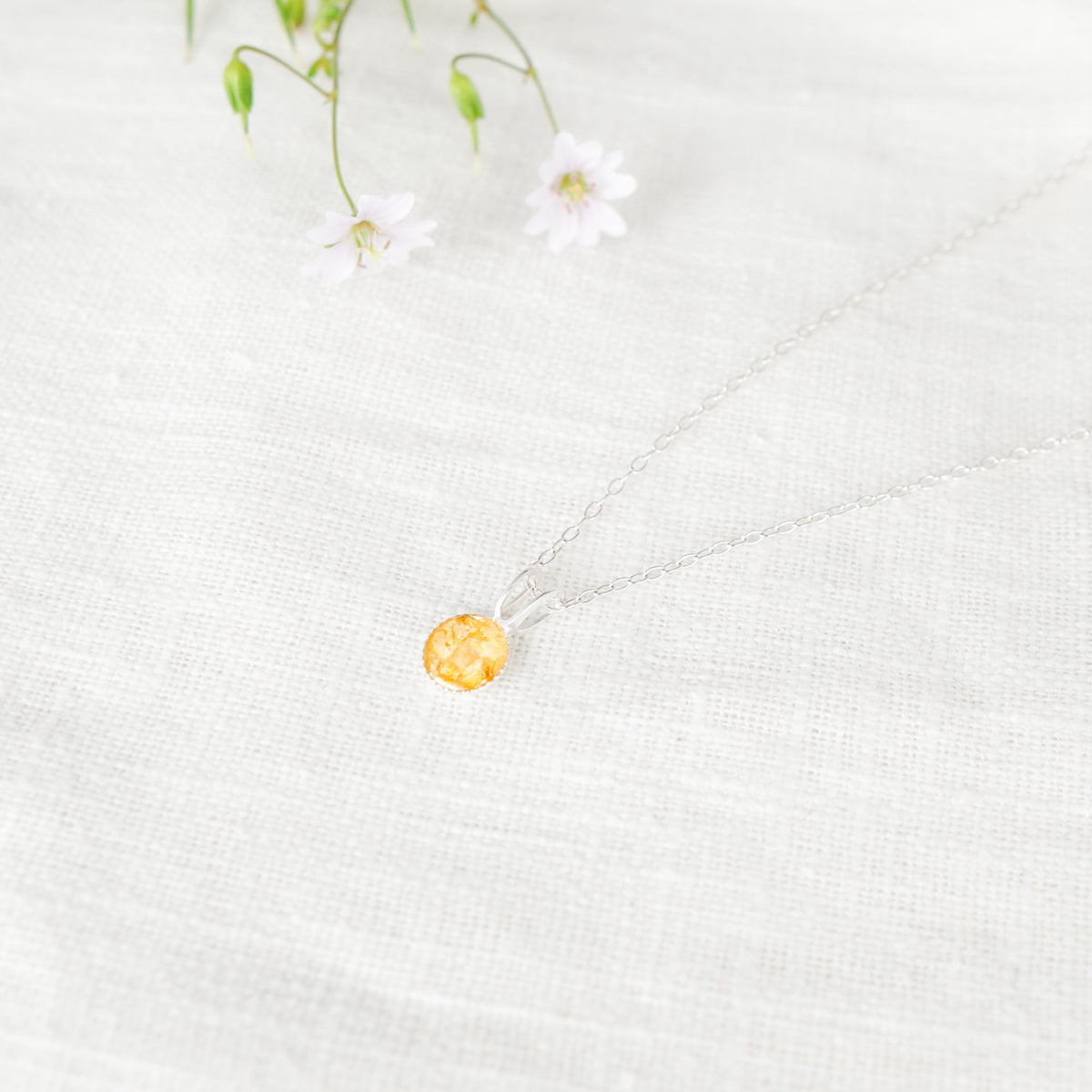 Crushed Narcissus Dainty Circle Necklace December Birth Flower