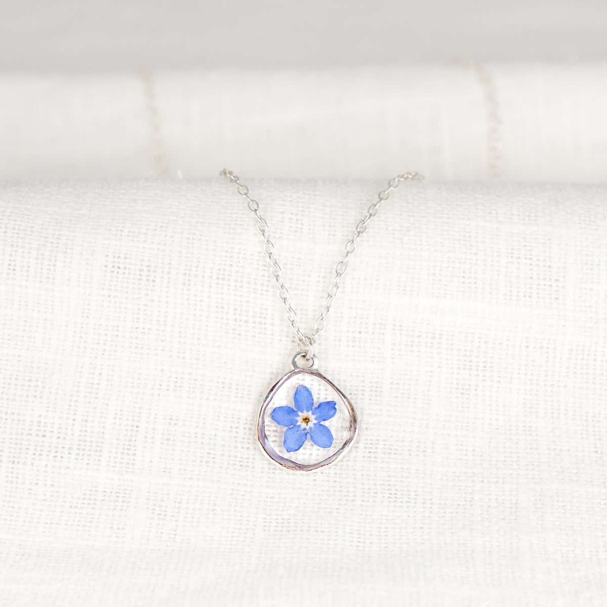 Forget me not organic circle necklace