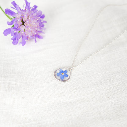 Forget me not organic circle necklace
